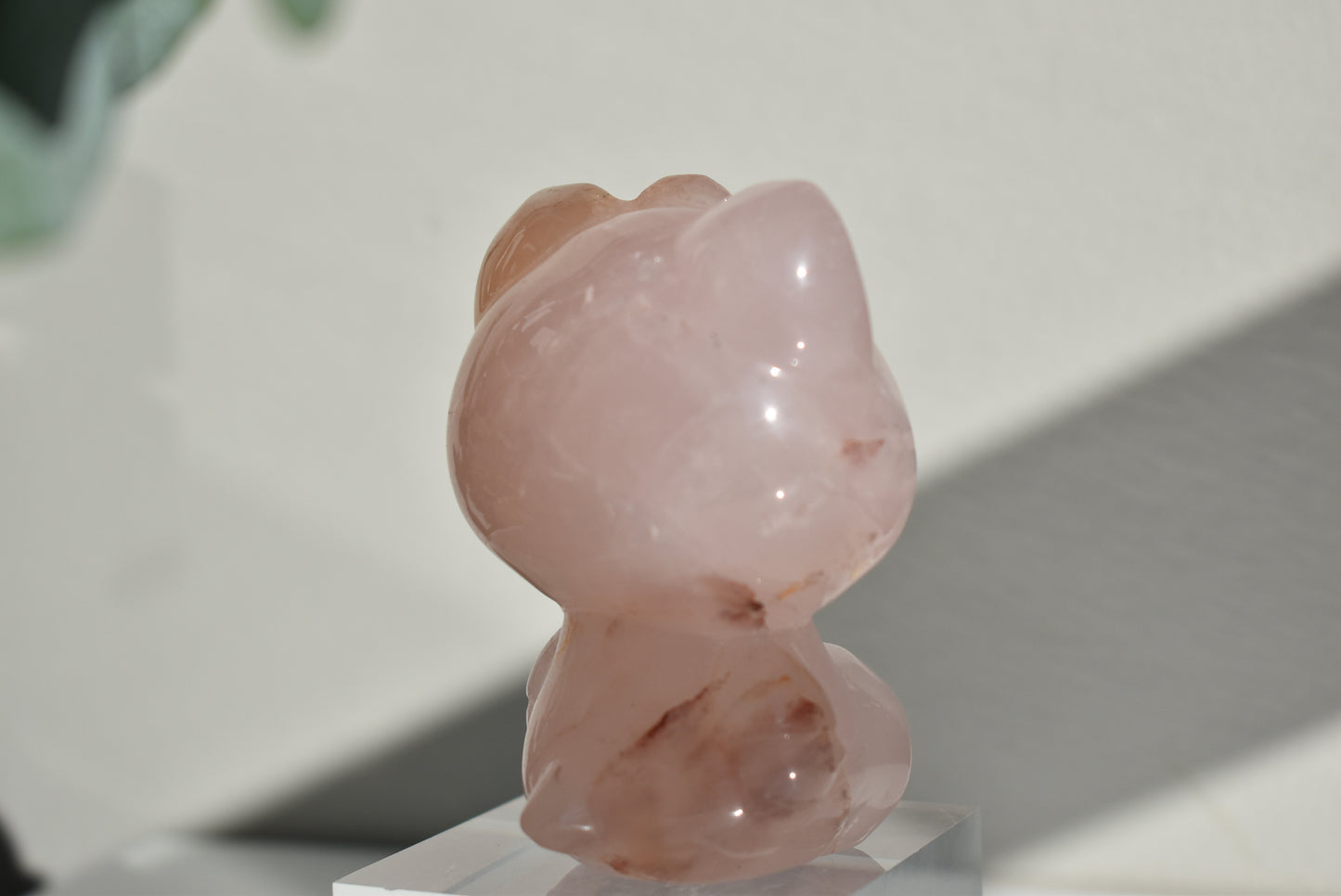 Rose Quartz Hello Kitty Carving