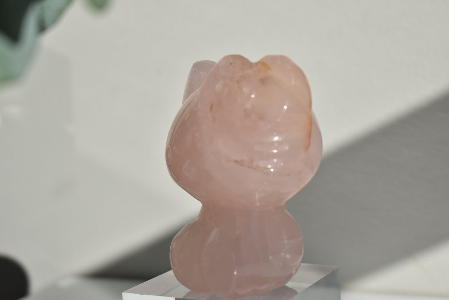 Rose Quartz Hello Kitty Carving