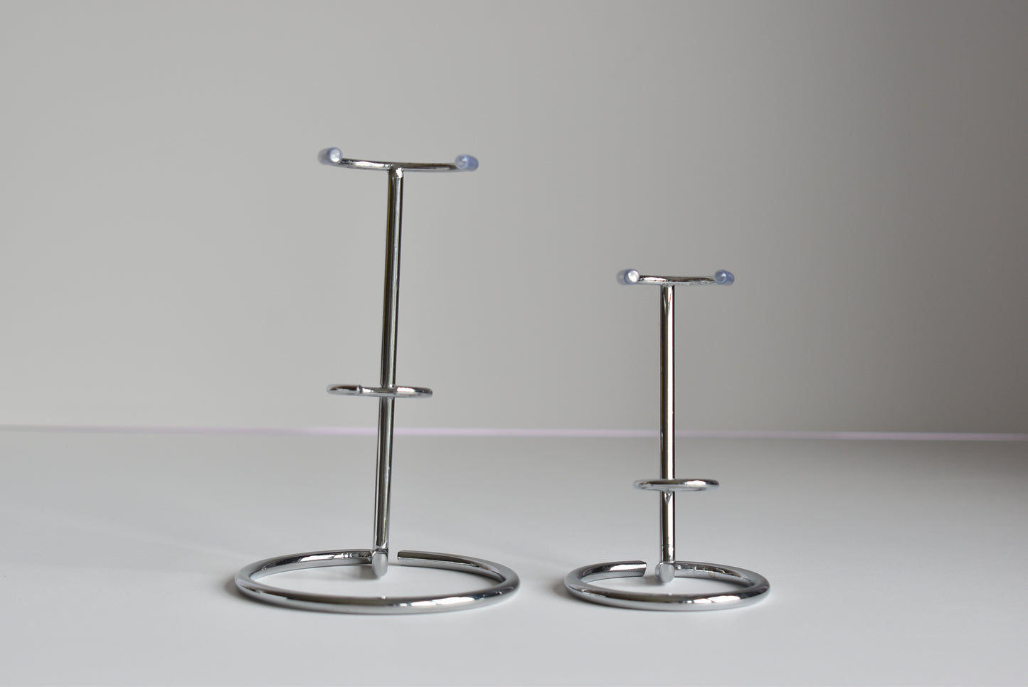 Wands Silver Metal Stand