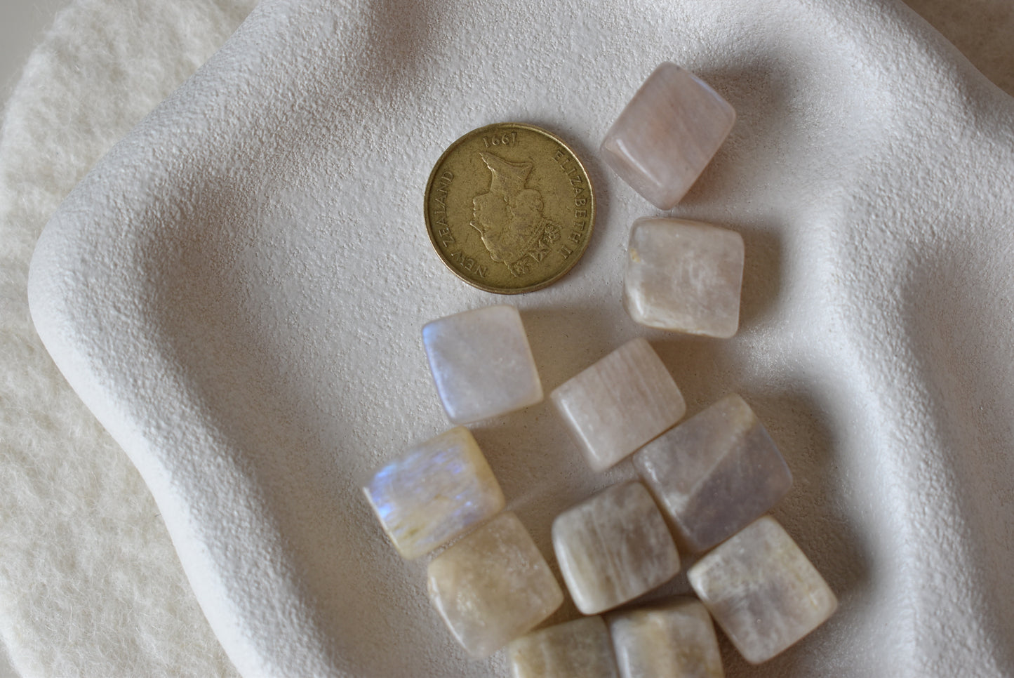 Moonstone Cube with blue flash