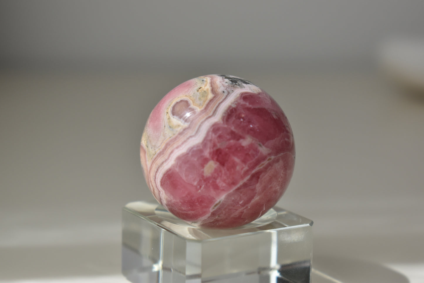 Rhodochrosite Sphere 35mm (video)