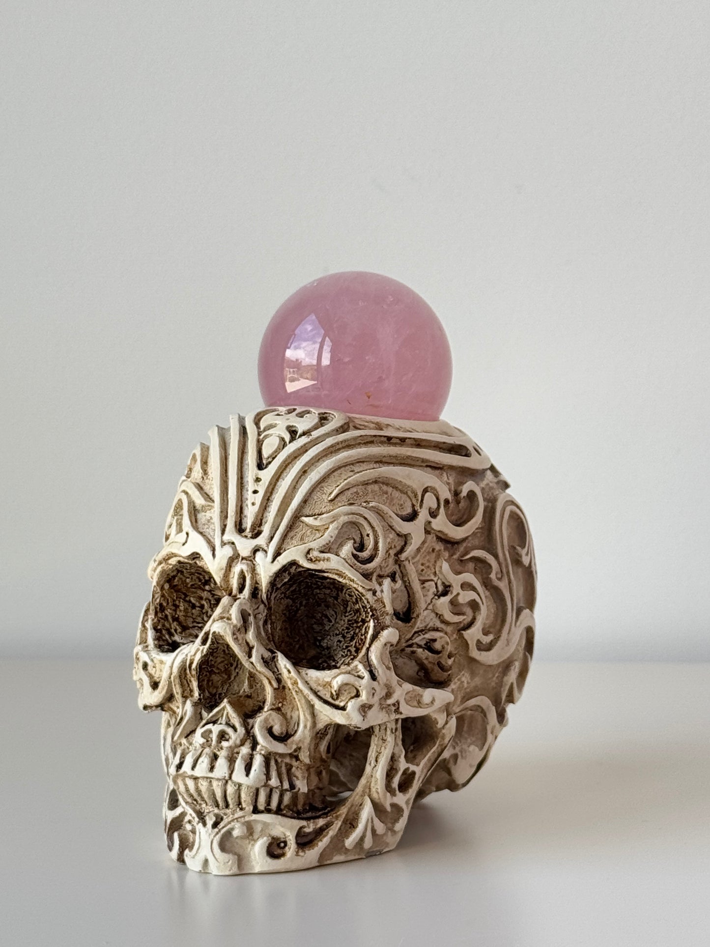 Skull Large Sphere Holder