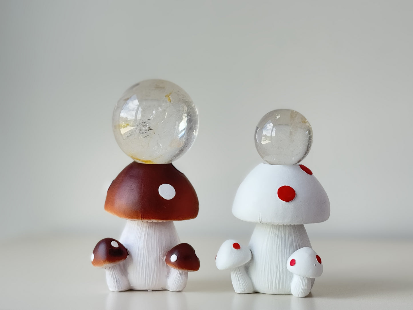 Mushroom Sphere Holder