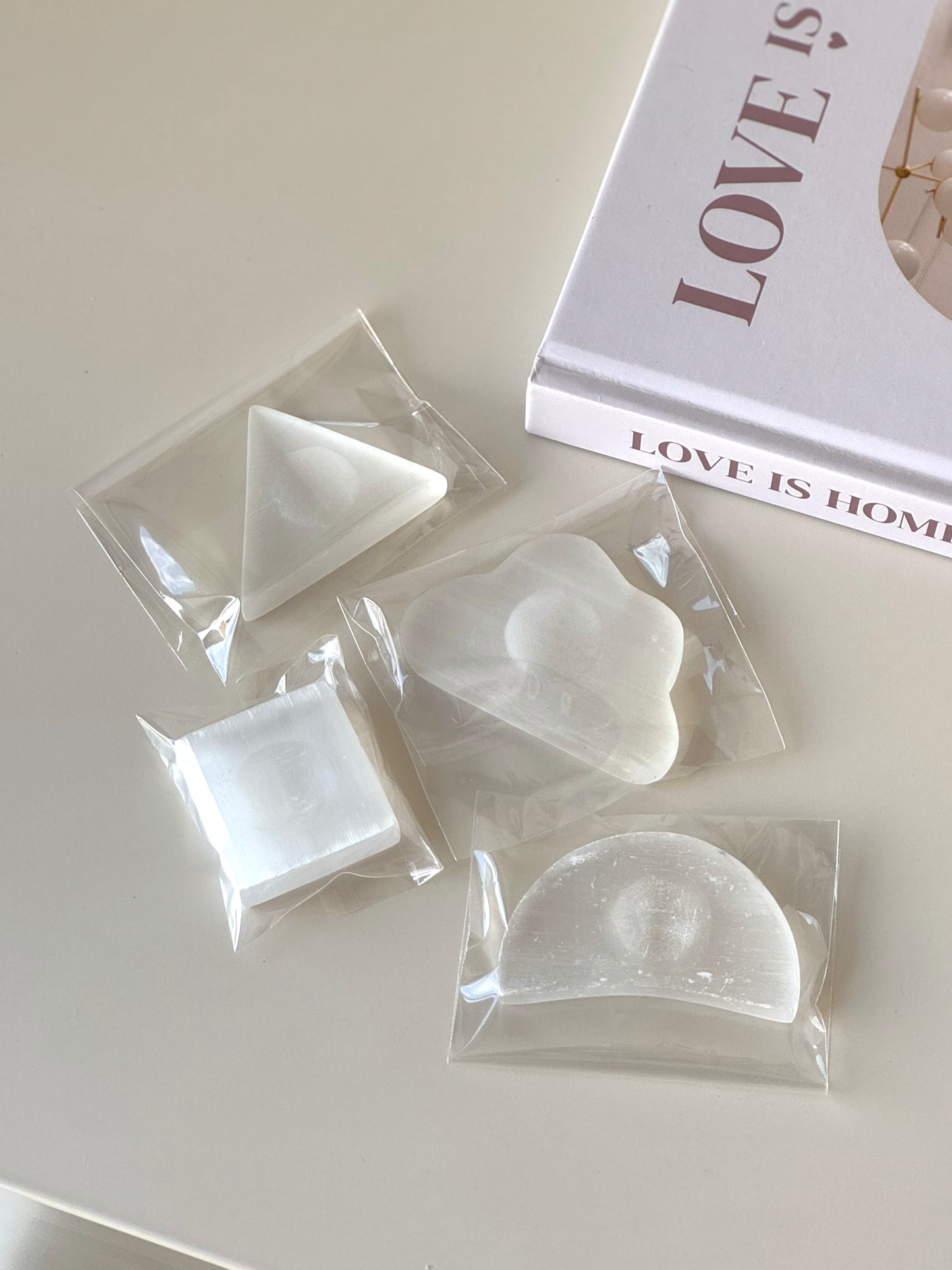 Selenite Sphere Holder