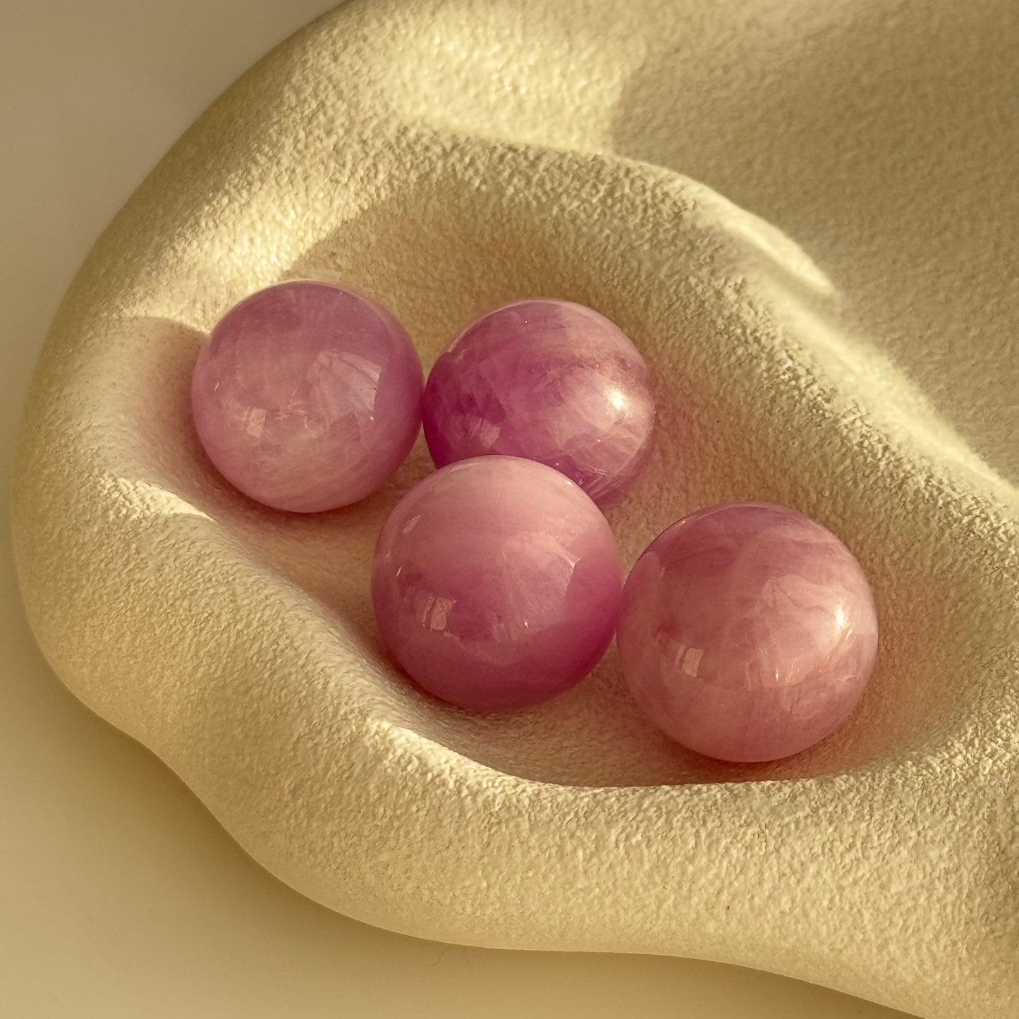 HG Kunzite Sphere 22mm