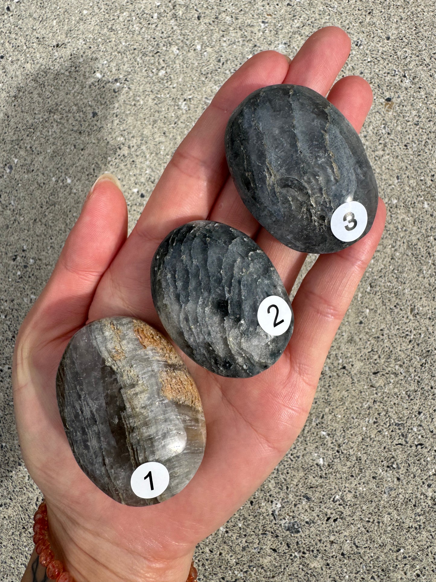 Lodolite Palm stone