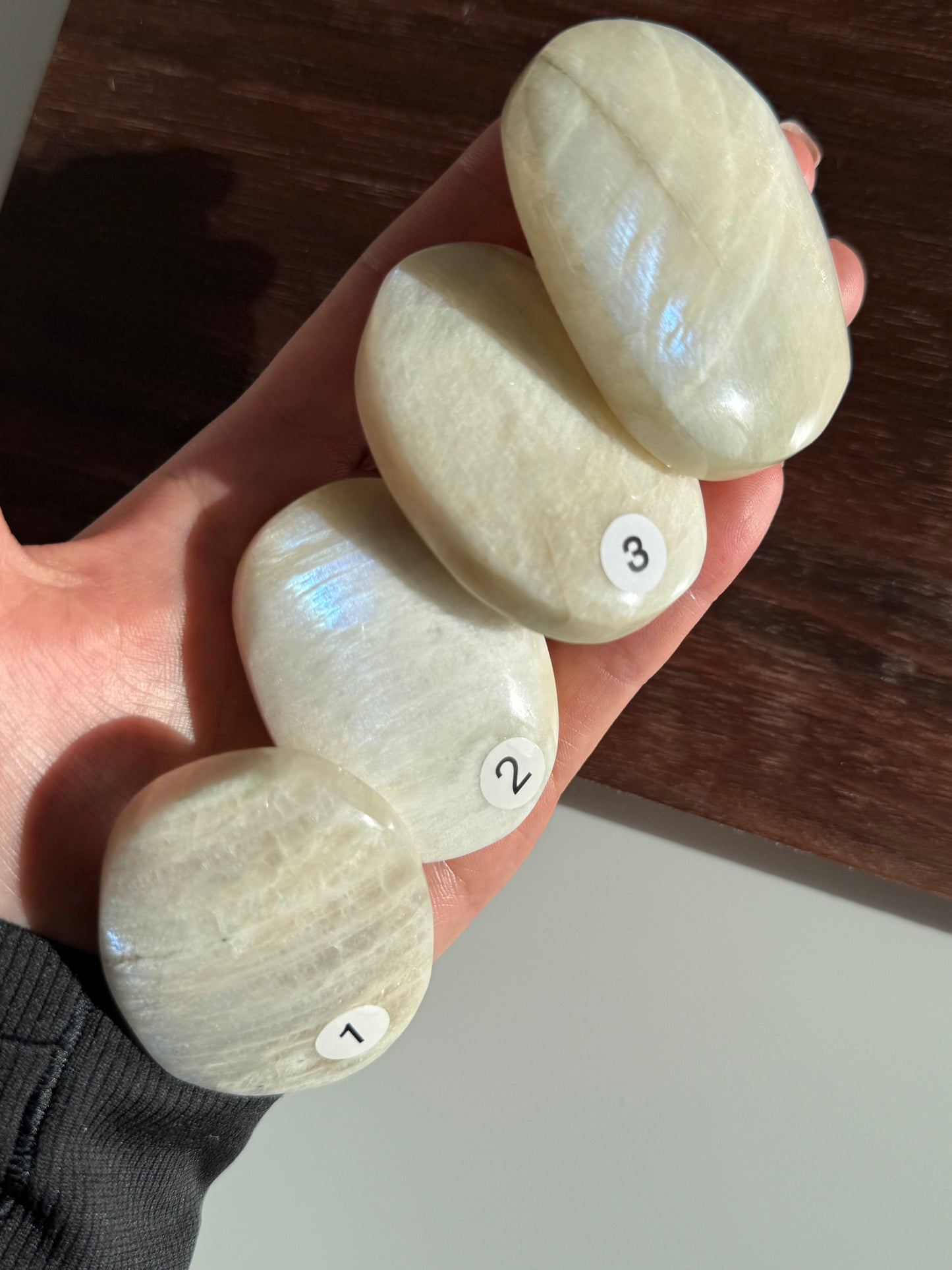 HG Moonstone Palmstone