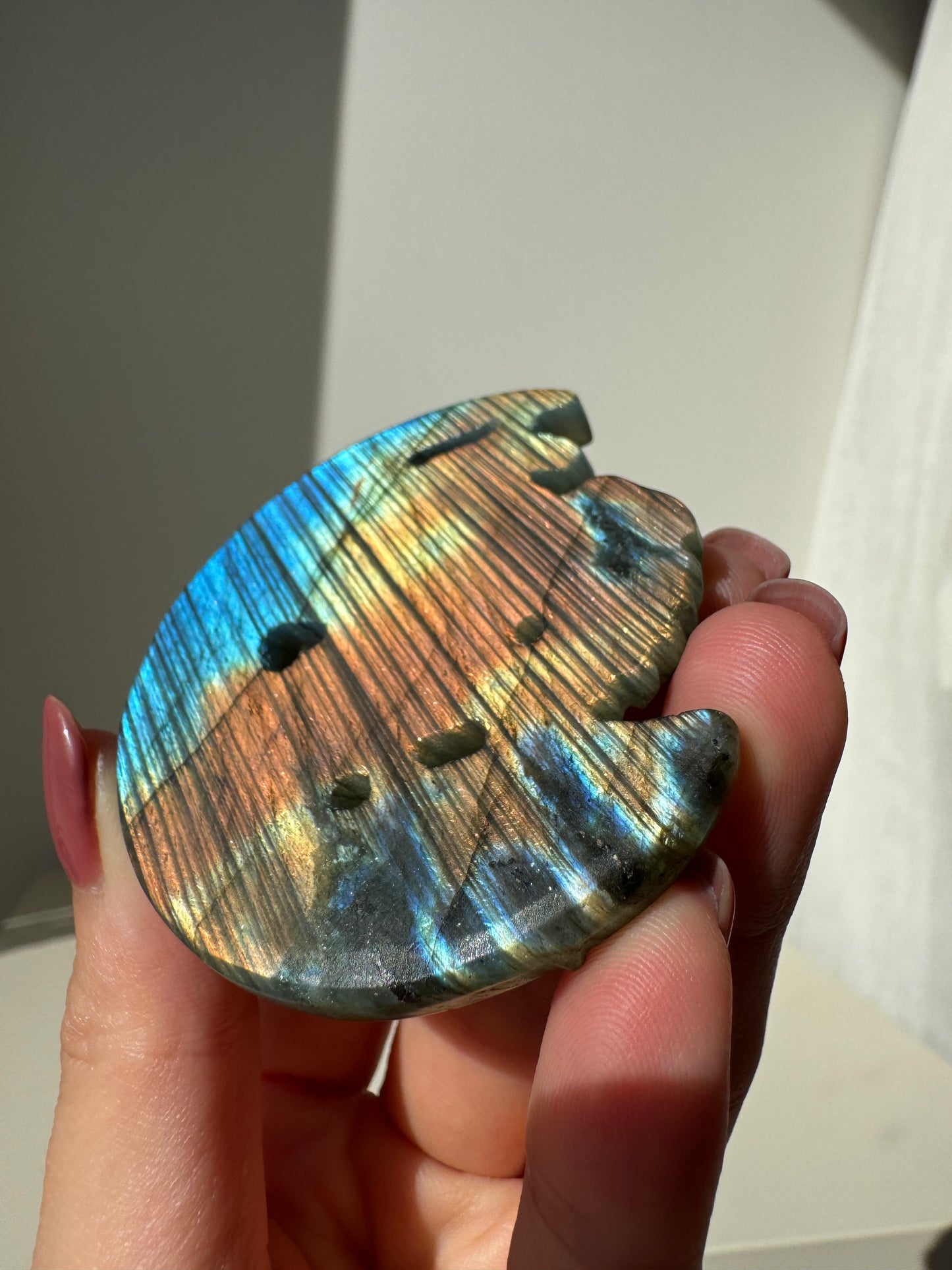 HG sunset pink Labradorite Moon Unicorn 61mm