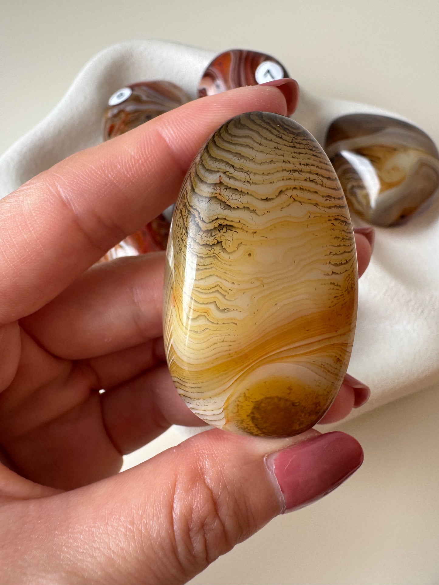Sardonyx Carnelian Palm Stone (Madagascar)