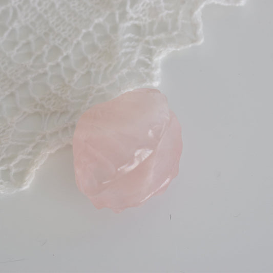Rose Quartz Shell Carving