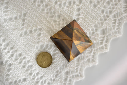 Tigers Eye Pyramid