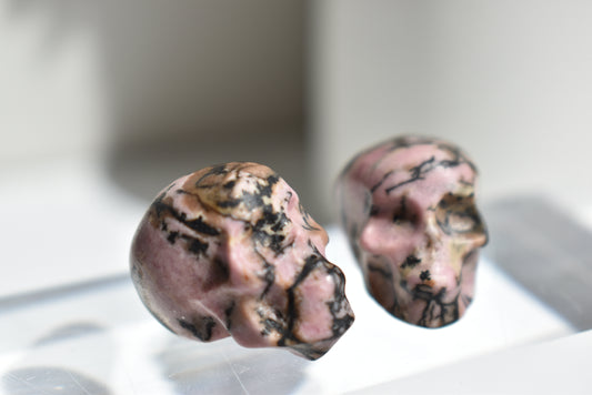 Rhodonite Skull (small)