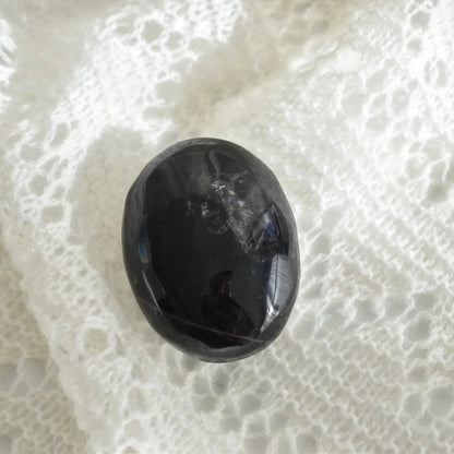 Large Moody Blue Rose Quartz Palm Stone 6cm #1