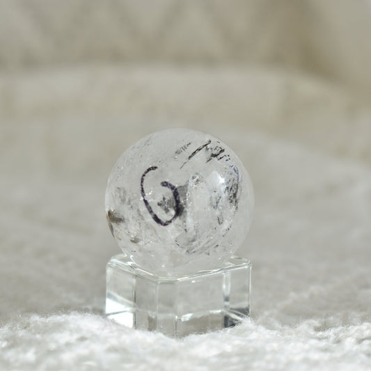 Enhydro Quartz Sphere (water bubble)  32mm