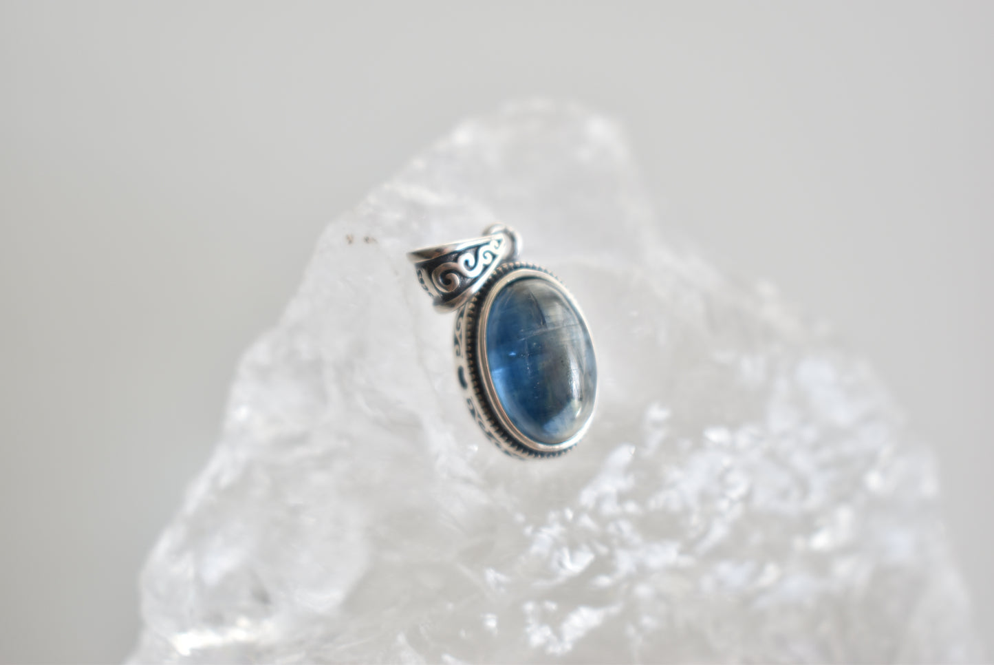 Blue Kyanite 925 Sterling Sliver Pendant