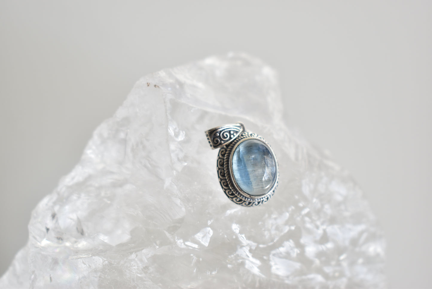 Blue Kyanite 925 Sterling Sliver Pendant