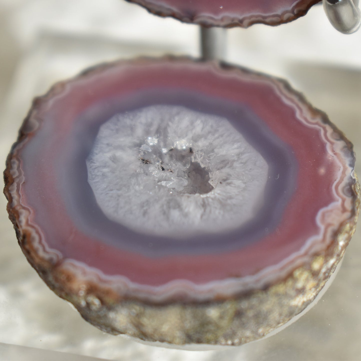 Zhanguo Agate Geodes with Customised stand