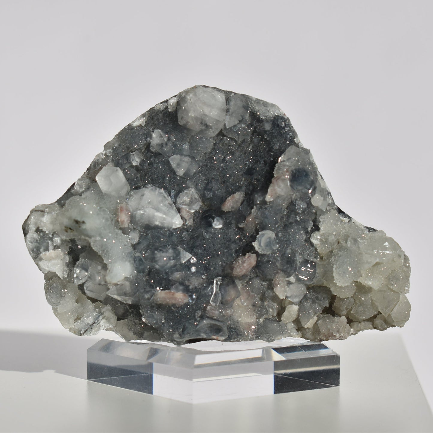 Apophyllite with Red Heulandite