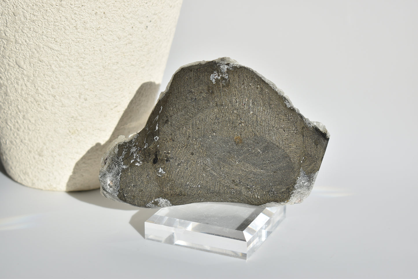 Apophyllite with Red Heulandite