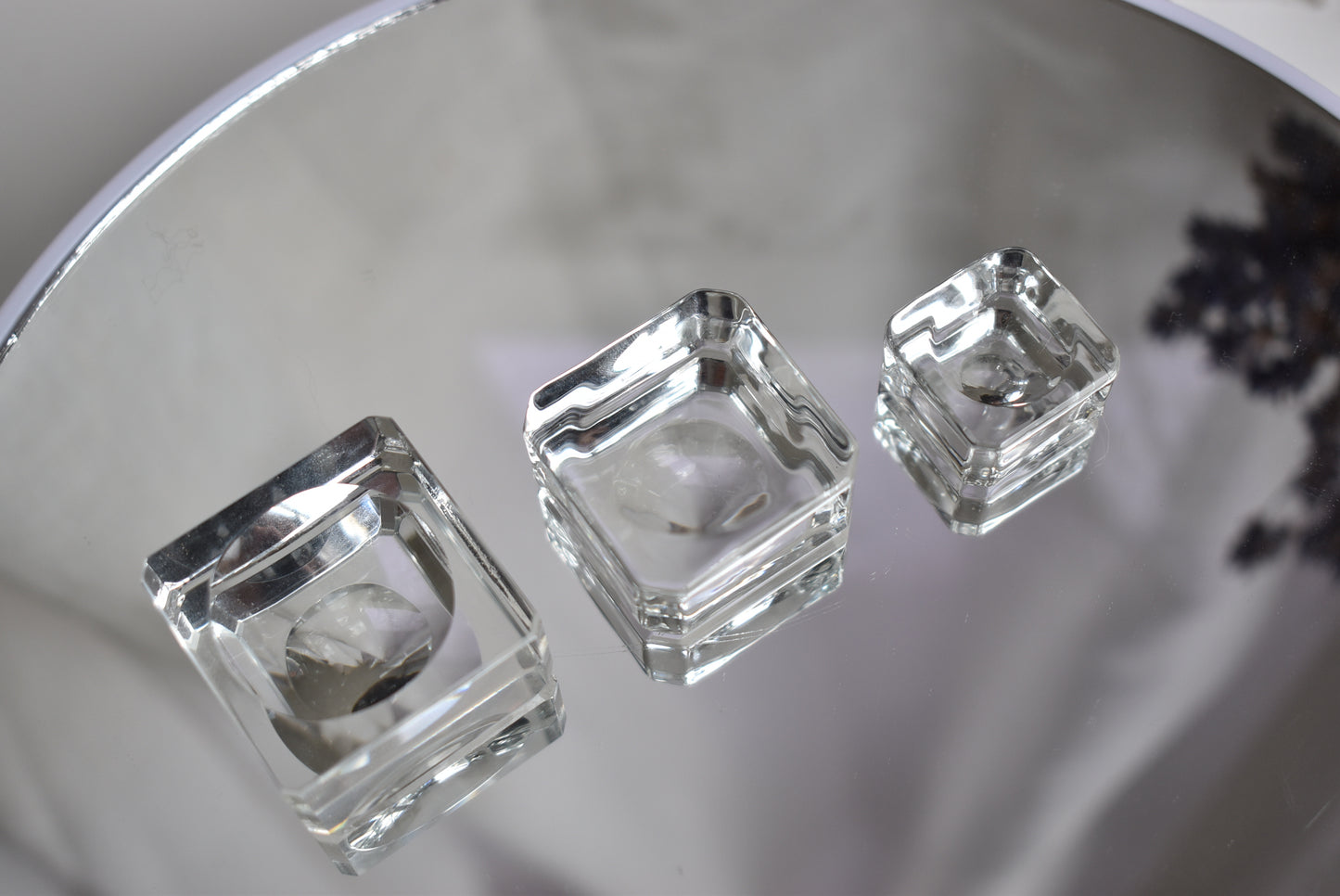 Glass Cube Sphere Holder (3 Sizes)