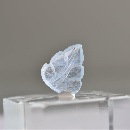 Aquamarine Leaf Carving box