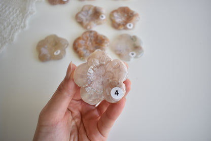 Flower Agate Flower (Sphere Stand)