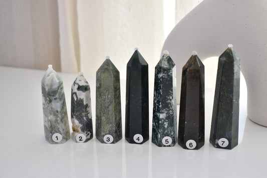 Small Moss Agate Points