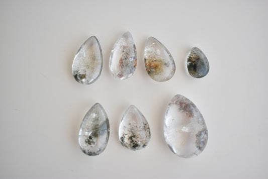 Garden Quartz Lodolite pendants (undrilled)