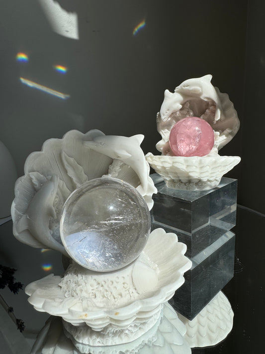 Resin Sea Shell Crystal Sphere Holder