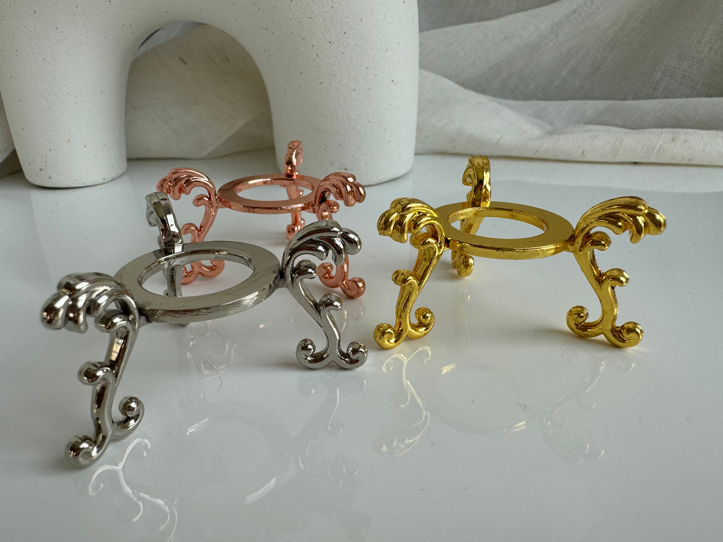 Crystal Sphere Holder