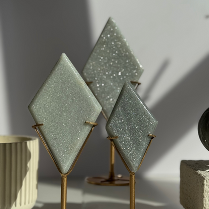 Sage Mica Diamond on Stand (Video)