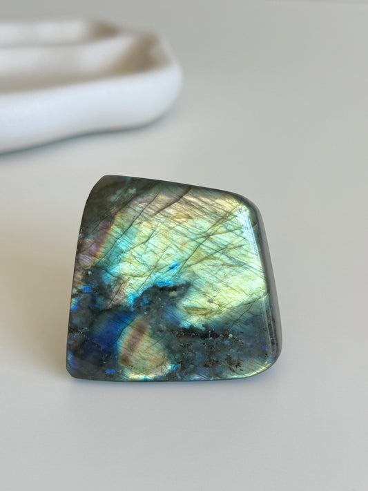 Labradorite Freeform 140g