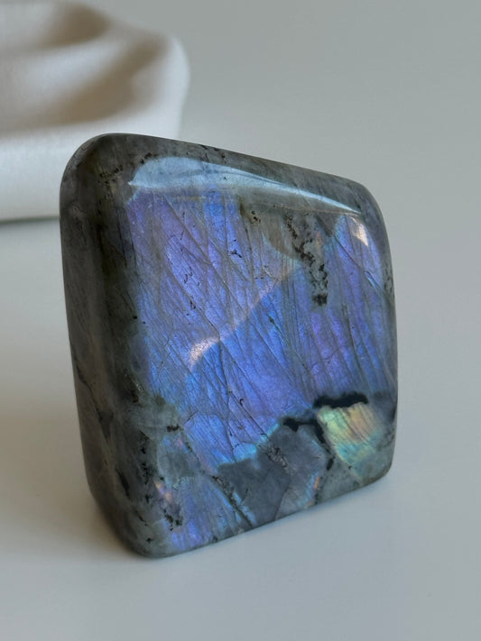 Labradorite Freeform 391g