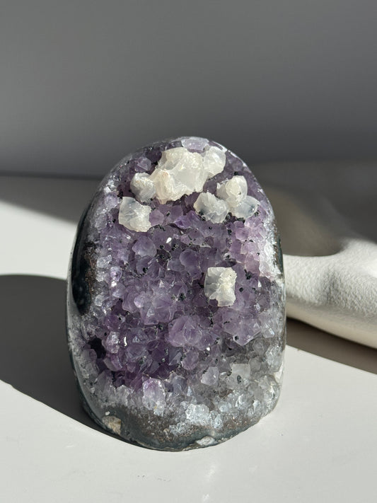 Amethyst with calcite #2