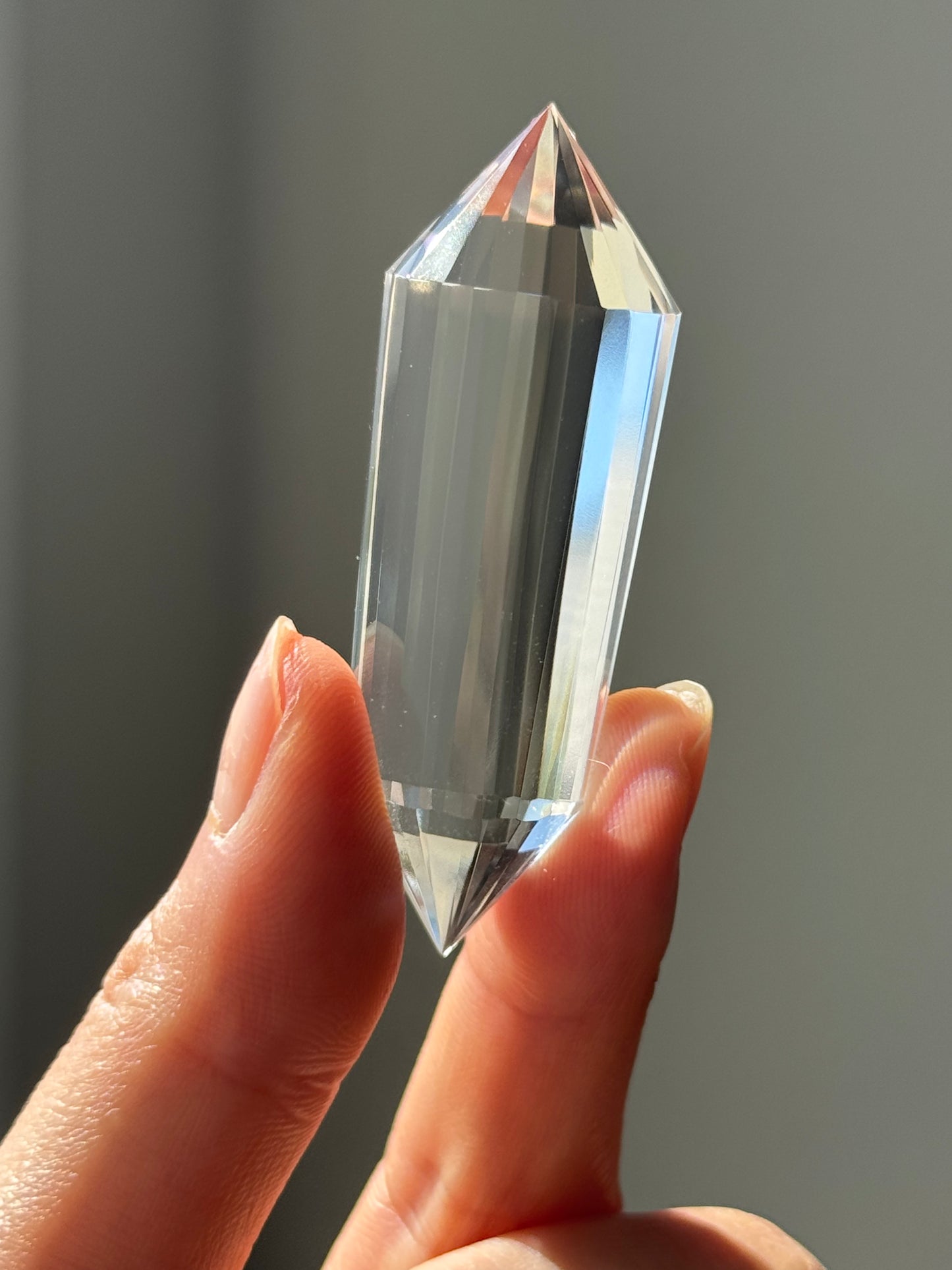 Vogel Wand 24 Faceted with Custom Stand #4