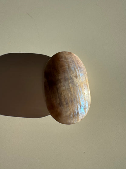 Brown Moonstone with Blue Flash