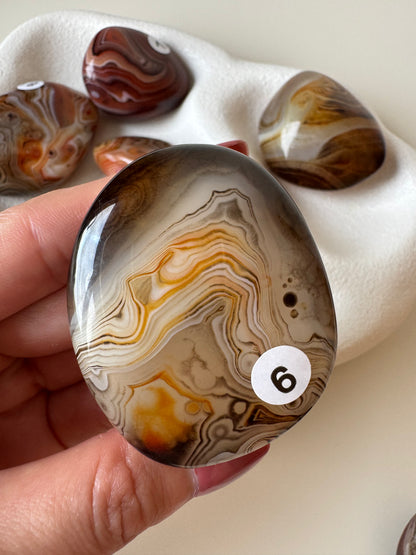 Sardonyx Carnelian Palm Stone (Madagascar)