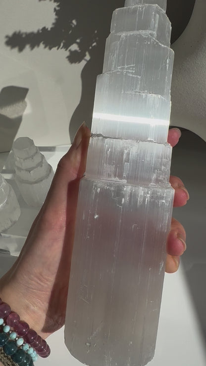 Selenite Tower Large 210mm