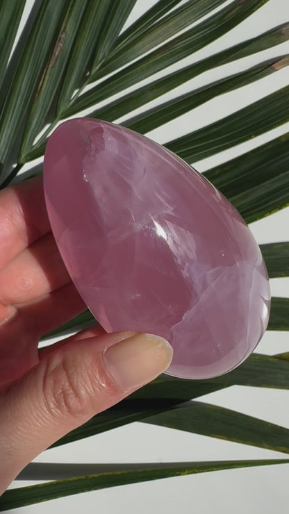 HG Rose Quartz Egg with Asterism (Video)